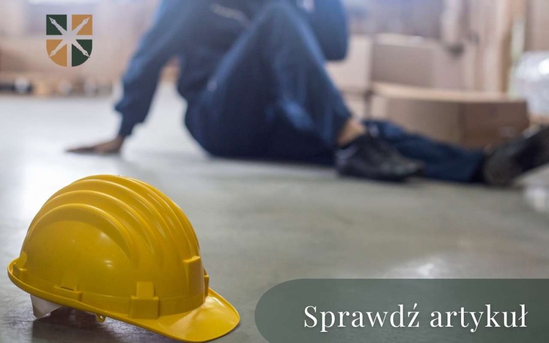 osoba po wypadku na budowie, żółty kask