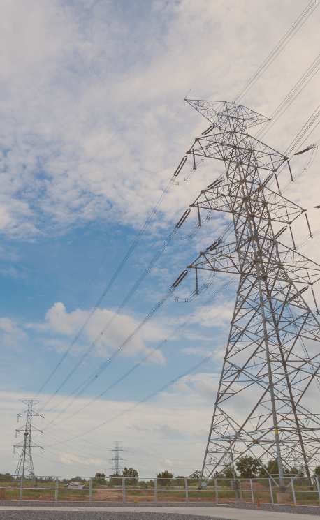 Słup energetyczny i linia wysokiego napięcia – sprawy dotyczące służebności przesyłu